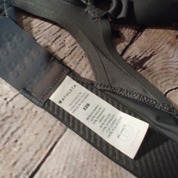 Athleta Advance Zip Front Bra 32B Olive Sports Bra NWT - Picture 7 of 9